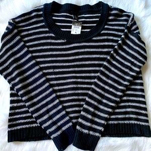 Rue21 crop top stripped sweater